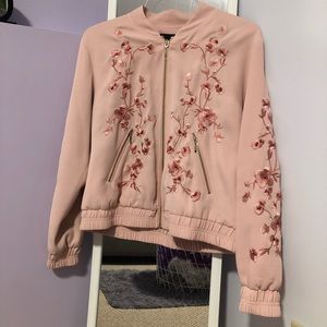 LIMITED EDITION White house Black market blush pink floral jacket. size medium.